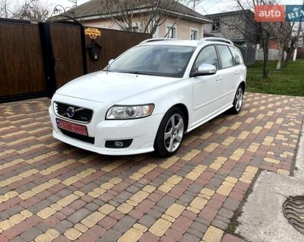 Белый Вольво В50, объемом двигателя 2 л и пробегом 296 тыс. км за 10900 $, фото 11 на Automoto.ua