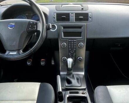 Белый Вольво В50, объемом двигателя 2 л и пробегом 296 тыс. км за 10900 $, фото 22 на Automoto.ua