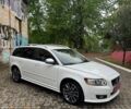 Белый Вольво В50, объемом двигателя 2 л и пробегом 220 тыс. км за 9700 $, фото 9 на Automoto.ua