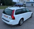 Белый Вольво В50, объемом двигателя 1.6 л и пробегом 222 тыс. км за 7700 $, фото 5 на Automoto.ua