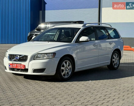 Білий Вольво V50, об'ємом двигуна 1.6 л та пробігом 178 тис. км за 7999 $, фото 13 на Automoto.ua