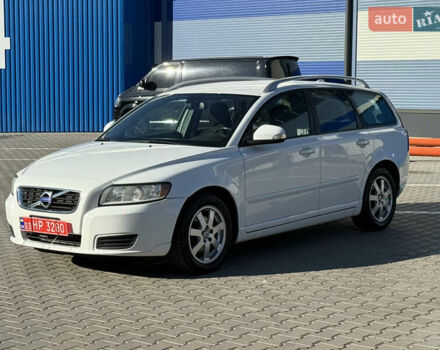 Білий Вольво V50, об'ємом двигуна 1.6 л та пробігом 178 тис. км за 7999 $, фото 14 на Automoto.ua