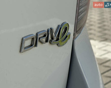 Білий Вольво V50, об'ємом двигуна 1.6 л та пробігом 178 тис. км за 7999 $, фото 21 на Automoto.ua