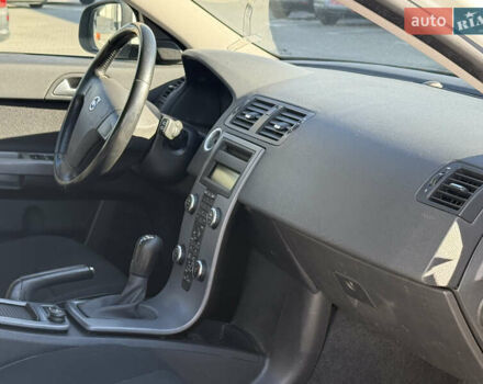 Белый Вольво В50, объемом двигателя 1.6 л и пробегом 178 тыс. км за 7999 $, фото 38 на Automoto.ua