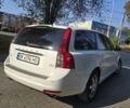 Белый Вольво В50, объемом двигателя 2 л и пробегом 274 тыс. км за 9001 $, фото 5 на Automoto.ua