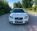 Білий Вольво V50, об'ємом двигуна 1.6 л та пробігом 278 тис. км за 7500 $, фото 6 на Automoto.ua