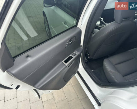 Білий Вольво V50, об'ємом двигуна 2 л та пробігом 226 тис. км за 8900 $, фото 21 на Automoto.ua