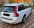Білий Вольво V50, об'ємом двигуна 2 л та пробігом 297 тис. км за 9400 $, фото 4 на Automoto.ua