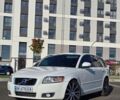 Білий Вольво V50, об'ємом двигуна 2 л та пробігом 277 тис. км за 9500 $, фото 1 на Automoto.ua