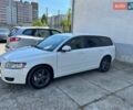 Білий Вольво V50, об'ємом двигуна 1.98 л та пробігом 314 тис. км за 7800 $, фото 7 на Automoto.ua