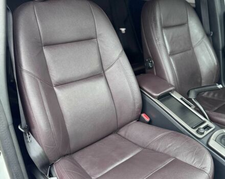 Білий Вольво V50, об'ємом двигуна 1.6 л та пробігом 240 тис. км за 9800 $, фото 19 на Automoto.ua