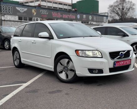 Білий Вольво V50, об'ємом двигуна 1.6 л та пробігом 240 тис. км за 9800 $, фото 13 на Automoto.ua