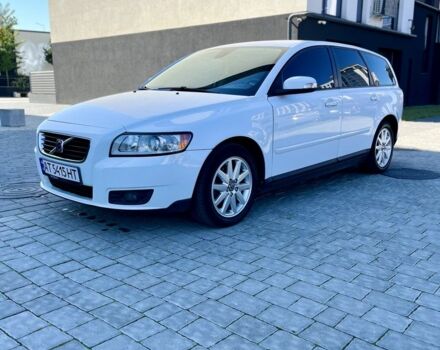 Білий Вольво V50, об'ємом двигуна 1.6 л та пробігом 233 тис. км за 6499 $, фото 1 на Automoto.ua