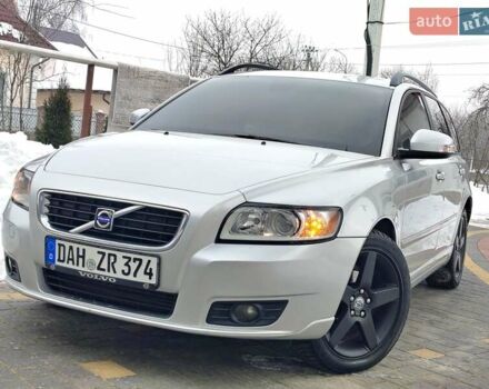 Білий Вольво V50, об'ємом двигуна 1.6 л та пробігом 220 тис. км за 6450 $, фото 1 на Automoto.ua