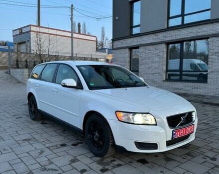 Білий Вольво V50, об'ємом двигуна 1.6 л та пробігом 272 тис. км за 6999 $, фото 1 на Automoto.ua