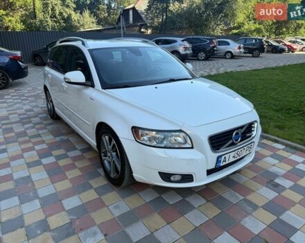 Білий Вольво V50, об'ємом двигуна 1.6 л та пробігом 189 тис. км за 7700 $, фото 1 на Automoto.ua
