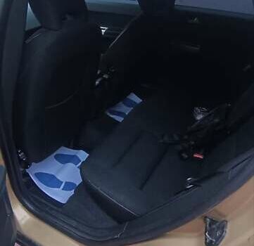 Бежевый Вольво В50, объемом двигателя 1.56 л и пробегом 225 тыс. км за 6250 $, фото 15 на Automoto.ua