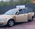 Бежевый Вольво В50, объемом двигателя 1.56 л и пробегом 225 тыс. км за 6250 $, фото 2 на Automoto.ua