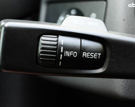 Черный Вольво В50, объемом двигателя 0 л и пробегом 190 тыс. км за 7800 $, фото 14 на Automoto.ua