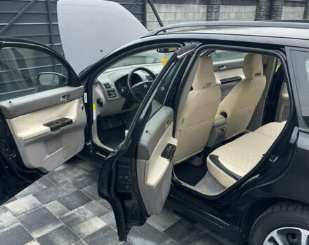 Черный Вольво В50, объемом двигателя 2 л и пробегом 245 тыс. км за 4450 $, фото 10 на Automoto.ua