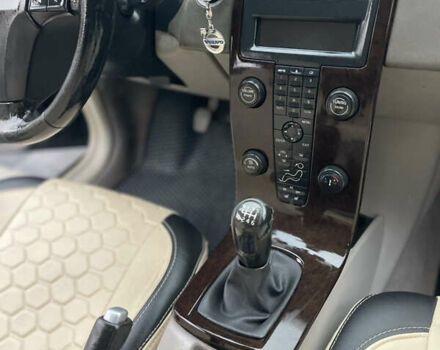 Черный Вольво В50, объемом двигателя 2 л и пробегом 245 тыс. км за 4450 $, фото 32 на Automoto.ua