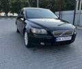 Черный Вольво В50, объемом двигателя 2 л и пробегом 389 тыс. км за 5300 $, фото 1 на Automoto.ua
