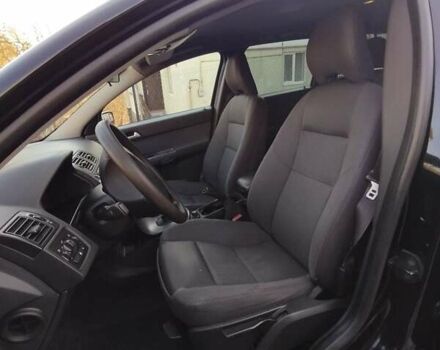 Черный Вольво В50, объемом двигателя 2 л и пробегом 290 тыс. км за 4800 $, фото 14 на Automoto.ua