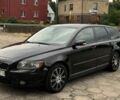Черный Вольво В50, объемом двигателя 1.6 л и пробегом 213 тыс. км за 2153 $, фото 1 на Automoto.ua