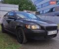 Черный Вольво В50, объемом двигателя 2 л и пробегом 342 тыс. км за 2500 $, фото 1 на Automoto.ua