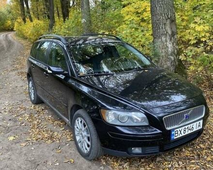 Черный Вольво В50, объемом двигателя 2 л и пробегом 349 тыс. км за 5800 $, фото 2 на Automoto.ua