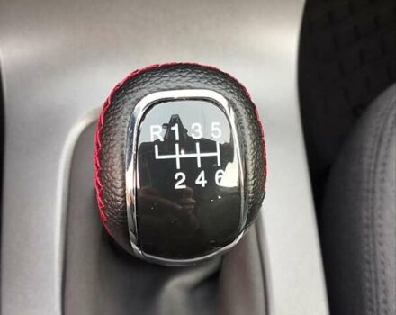 Черный Вольво В50, объемом двигателя 2 л и пробегом 290 тыс. км за 4800 $, фото 17 на Automoto.ua