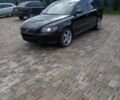 Черный Вольво В50, объемом двигателя 1.6 л и пробегом 300 тыс. км за 4500 $, фото 1 на Automoto.ua