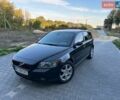 Черный Вольво В50, объемом двигателя 2 л и пробегом 305 тыс. км за 4700 $, фото 1 на Automoto.ua