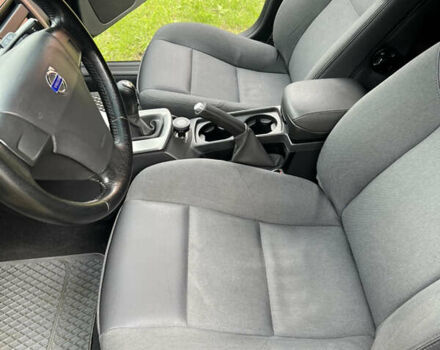 Чорний Вольво V50, об'ємом двигуна 1.6 л та пробігом 340 тис. км за 5000 $, фото 12 на Automoto.ua