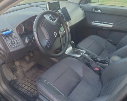Вольво V50 2005 у Дніпро (Дніпропетровську) на Automoto.ua Чорний Вольво V50, об'ємом двигуна 2 л та пробігом 540 тис. км за 4520 $, фото 4 на Automoto.ua