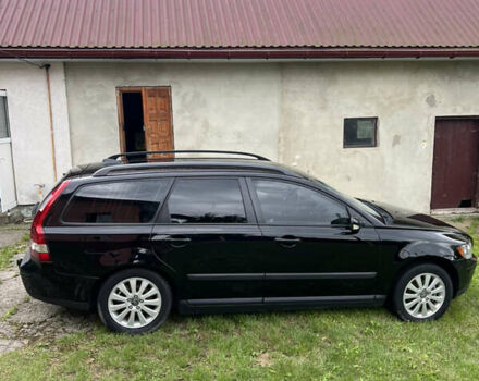 Черный Вольво В50, объемом двигателя 1.6 л и пробегом 339 тыс. км за 5800 $, фото 5 на Automoto.ua