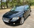 Чорний Вольво V50, об'ємом двигуна 2 л та пробігом 300 тис. км за 5100 $, фото 1 на Automoto.ua