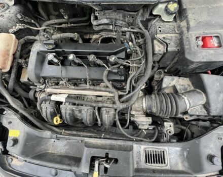 Черный Вольво В50, объемом двигателя 1.8 л и пробегом 275 тыс. км за 4999 $, фото 12 на Automoto.ua