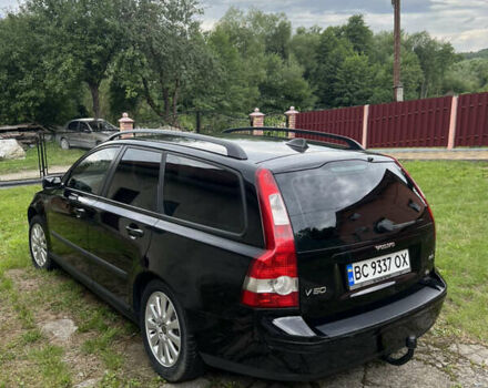 Черный Вольво В50, объемом двигателя 1.6 л и пробегом 339 тыс. км за 5800 $, фото 8 на Automoto.ua