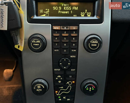 Чорний Вольво V50, об'ємом двигуна 1.8 л та пробігом 243 тис. км за 5490 $, фото 19 на Automoto.ua