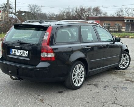 Черный Вольво В50, объемом двигателя 1.6 л и пробегом 123 тыс. км за 2900 $, фото 3 на Automoto.ua