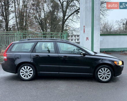 Чорний Вольво V50, об'ємом двигуна 1.8 л та пробігом 243 тис. км за 5490 $, фото 6 на Automoto.ua