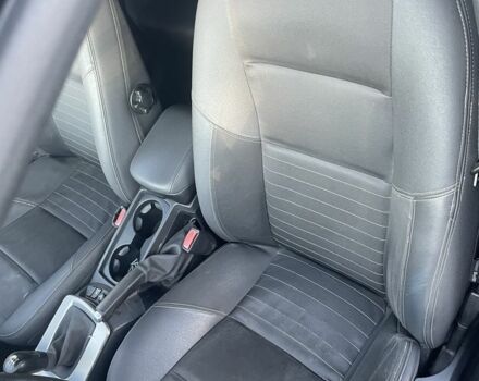 Черный Вольво В50, объемом двигателя 1.6 л и пробегом 395 тыс. км за 4700 $, фото 10 на Automoto.ua