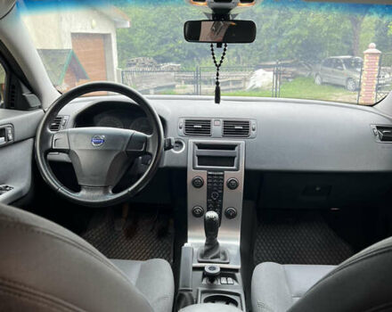 Чорний Вольво V50, об'ємом двигуна 1.6 л та пробігом 340 тис. км за 5000 $, фото 23 на Automoto.ua