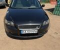 Черный Вольво В50, объемом двигателя 2.5 л и пробегом 189 тыс. км за 7500 $, фото 1 на Automoto.ua