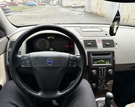 Чорний Вольво V50, об'ємом двигуна 0 л та пробігом 352 тис. км за 3000 $, фото 7 на Automoto.ua