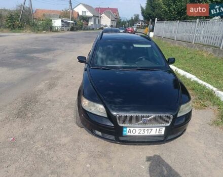 Чорний Вольво V50, об'ємом двигуна 2 л та пробігом 364 тис. км за 5600 $, фото 2 на Automoto.ua