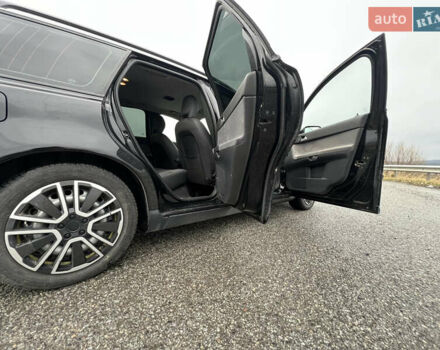 Черный Вольво В50, объемом двигателя 1.8 л и пробегом 275 тыс. км за 4299 $, фото 5 на Automoto.ua