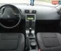 Черный Вольво В50, объемом двигателя 1.6 л и пробегом 235 тыс. км за 5200 $, фото 10 на Automoto.ua