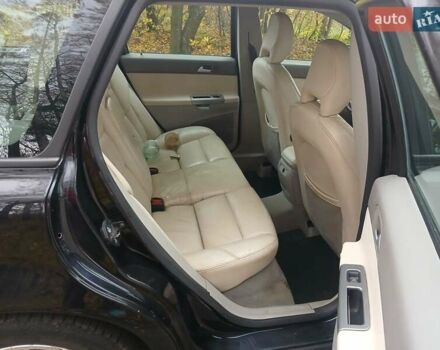 Вольво В50 2006 в Бердичеве на Automoto.ua Черный Вольво В50, объемом двигателя 2.4 л и пробегом 260 тыс. км за 5900 $, фото 6 на Automoto.ua